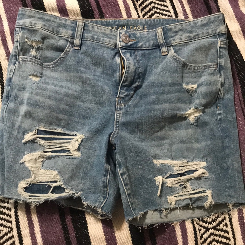 American eagle shorts size 14